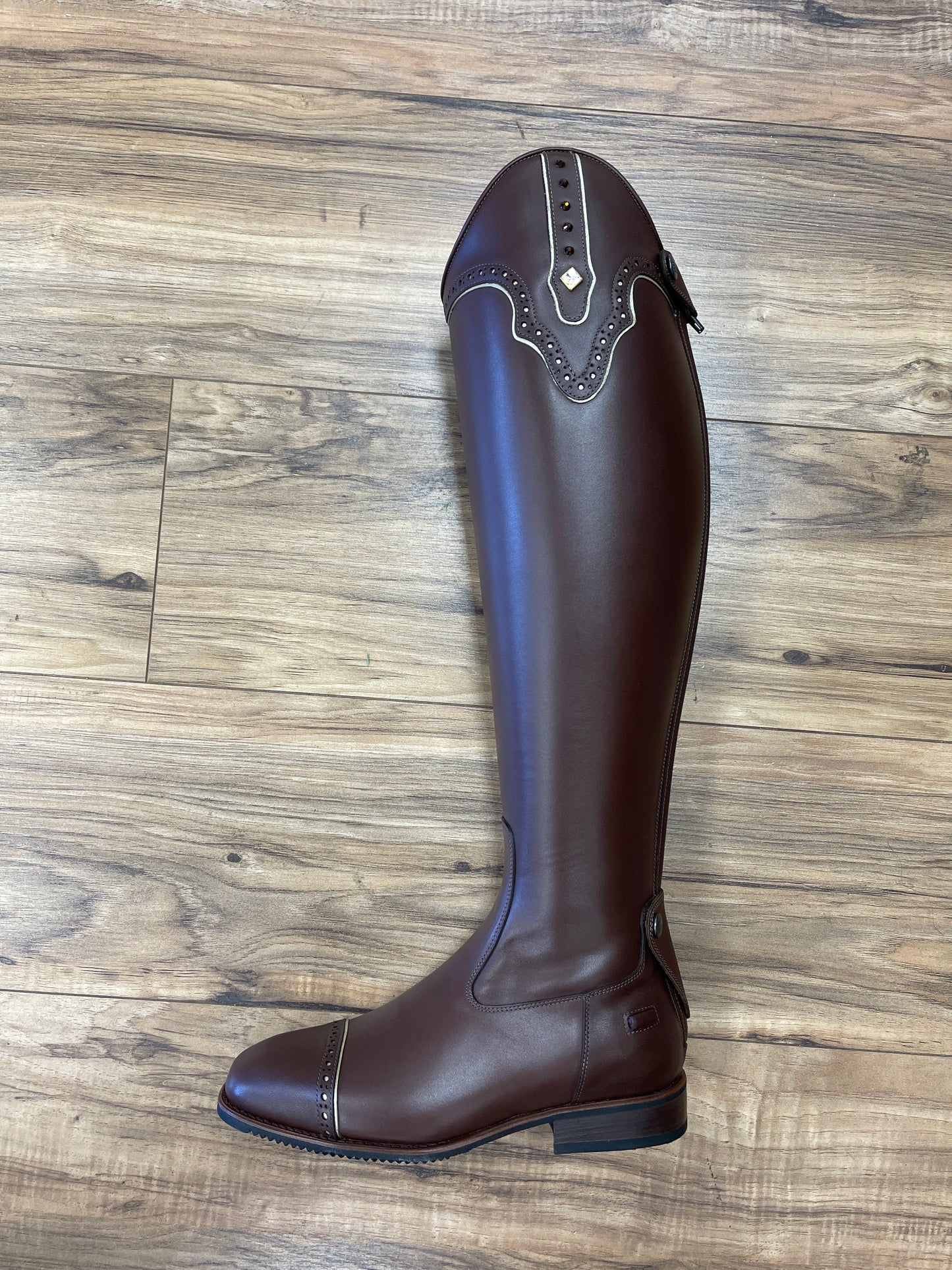 Deniro custom boot 2025