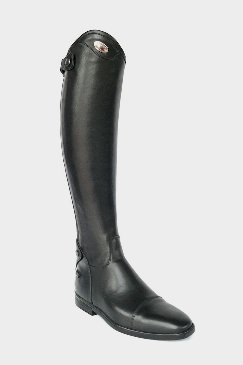 Parlanti equestrian store